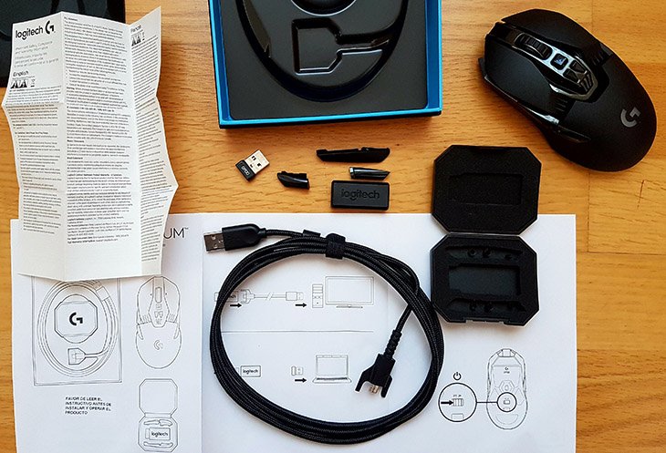 Logitech G900 Box