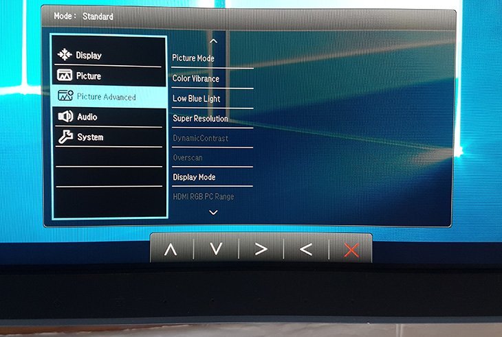 BenQ EX3501R Audio