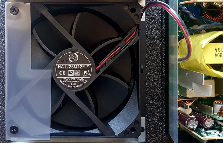 Seasonic Focus Plus 850W Platinum fan