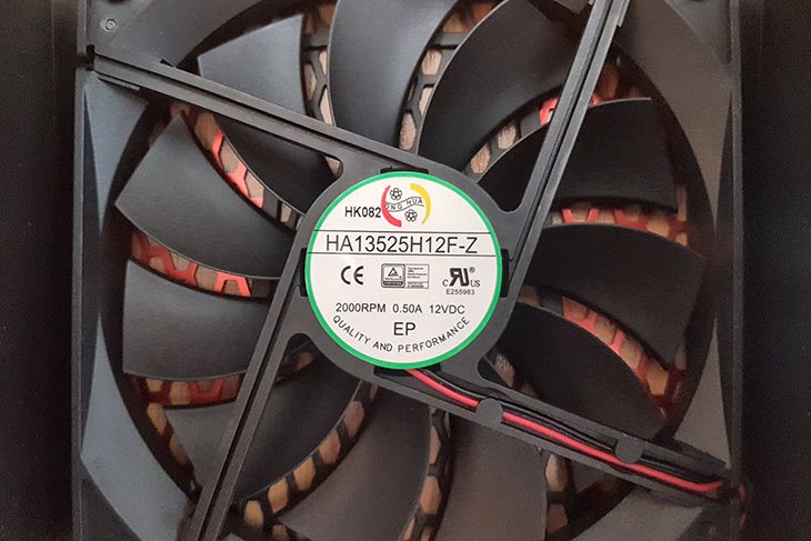 Seasonic Prime AirTouch 850W Gold fan